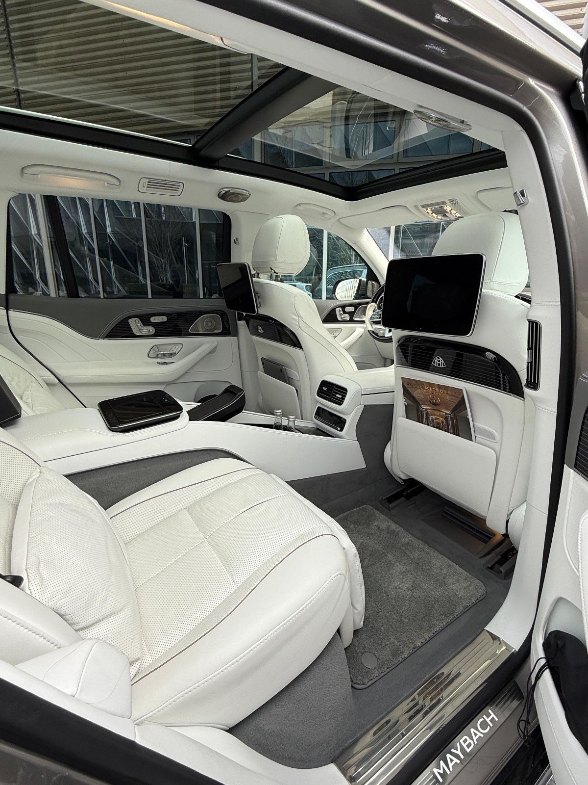 blackcab s-class